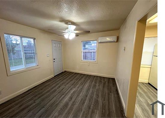3rd image of 322 Peralta Ave