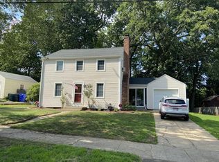 65 Anniversary St, Springfield, MA 01104
