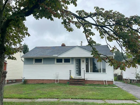 3327 Dellwood Dr, Parma, OH 44134