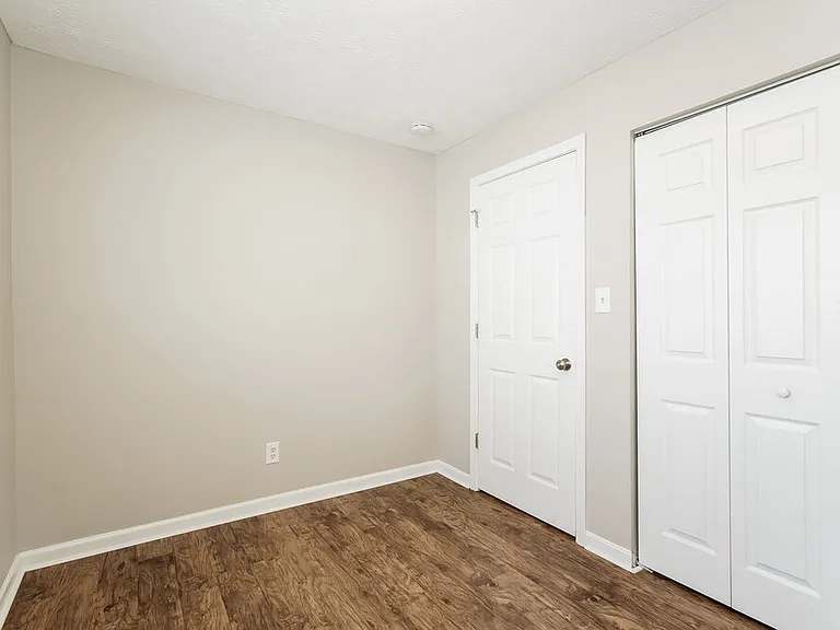 11045 Amburg Ct — Photo 16