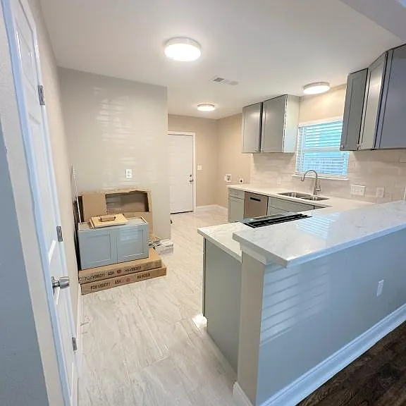 1209 Cordell St — Photo 4