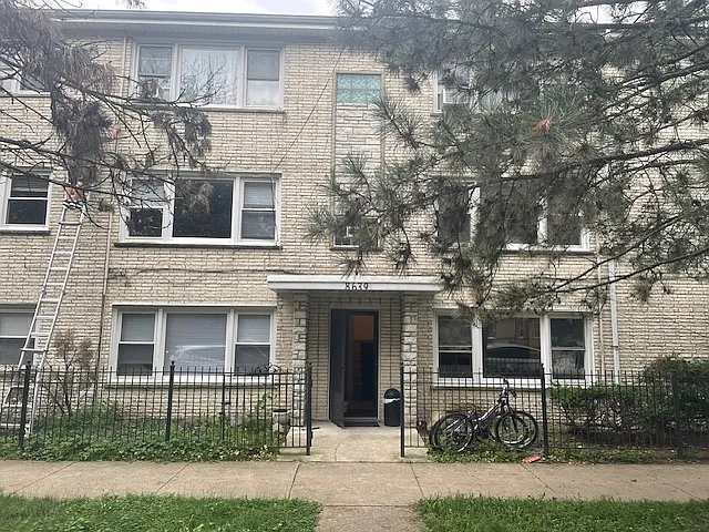 2 bed, 1000 sqft, $2,000 — Photo 1