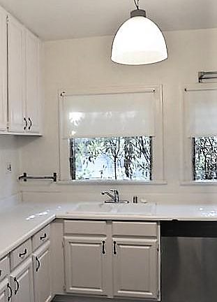2nd image of 1001 N Alfred St