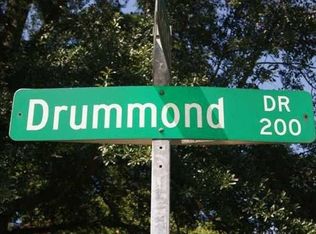 206 Drummond Dr, Raleigh, NC 27609