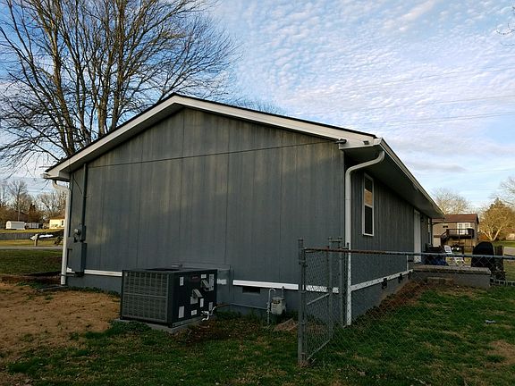 5th image of 5204 Millet Ln