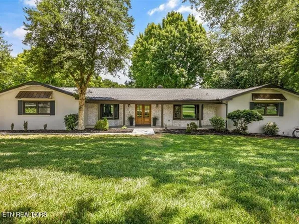 2316 Cove Field Rd, Knoxville, TN 37919