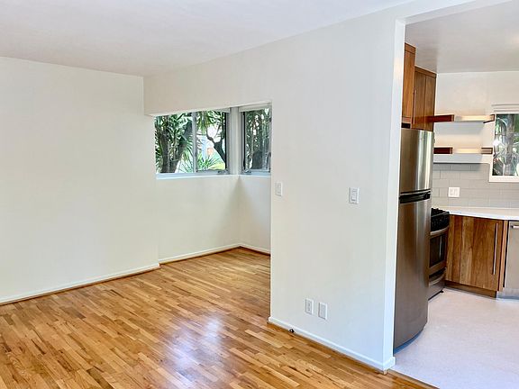 4th image of 8600 Rugby Dr #13
