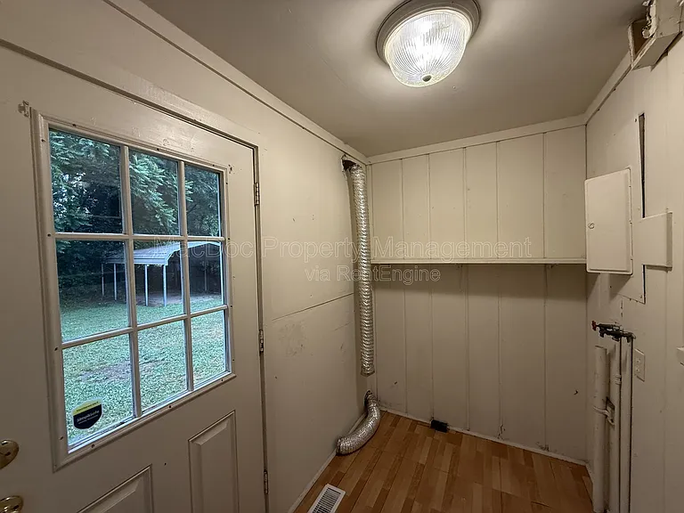 503 Pratt St — Photo 13