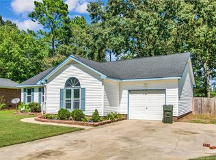 1021 Rim Rd, Fayetteville, NC 28314