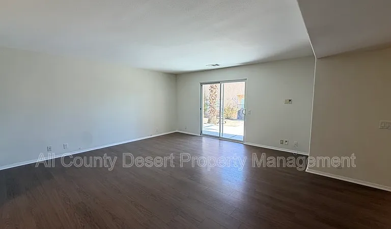 45374 Sunset Ln — Photo 7