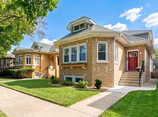 2637 W Coyle Ave, Chicago, IL 60645