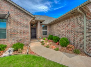 16316 Iron Ridge Rd, Edmond, OK 73013