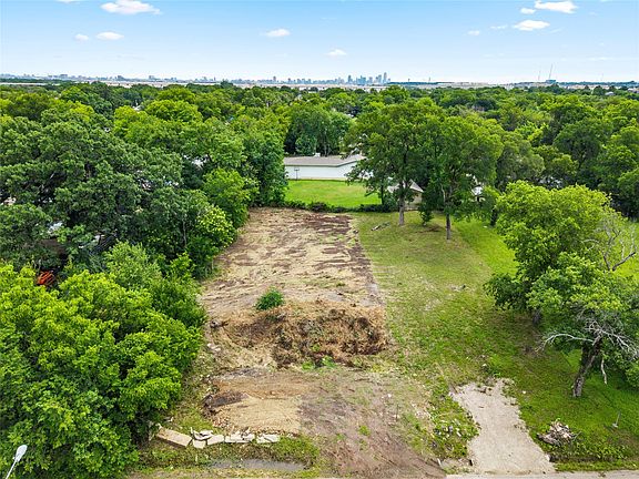 3rd image of 2434 Tallyho Ln