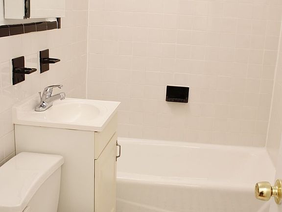 4th image of 431 E 83rd St APT 3B