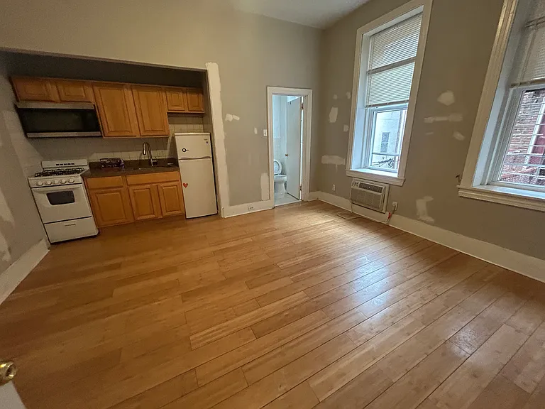 3431 Spring Garden St #B2 — Photo 5