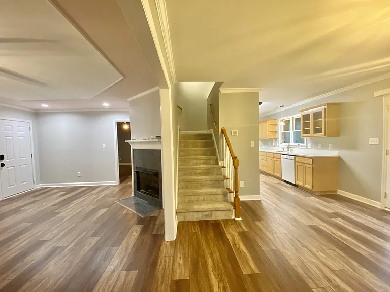 10115 Timberhitch Rd — Photo 3