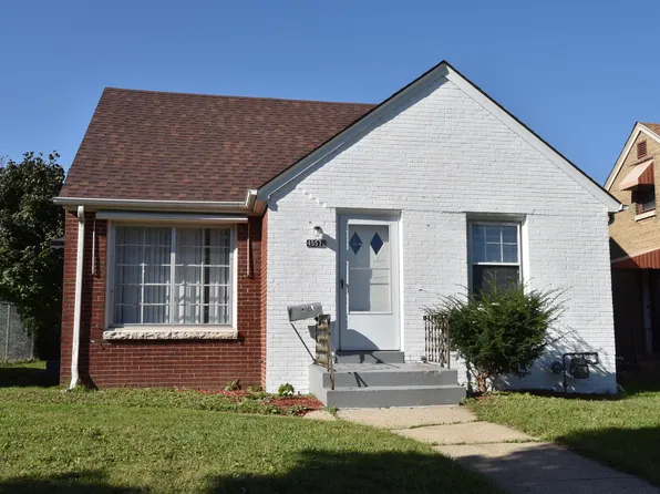 4557 N 26th St, Milwaukee, WI 53209