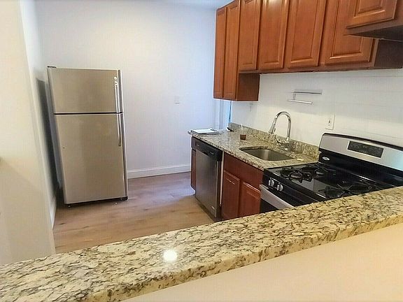 5th image of 508 W 180th St APT 23