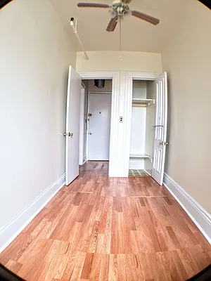 Rented by Uptown Flats LLC | media 28