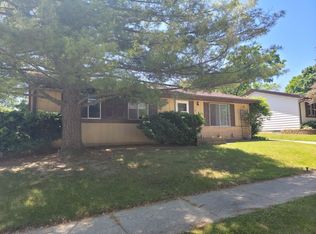 741 Chicory Rd, Burlington, WI 53105