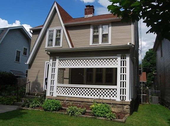 2nd image of 560 Kibler Ave