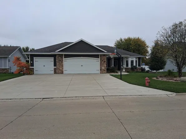 112 Rottunda Way, South Sioux City, NE 68776