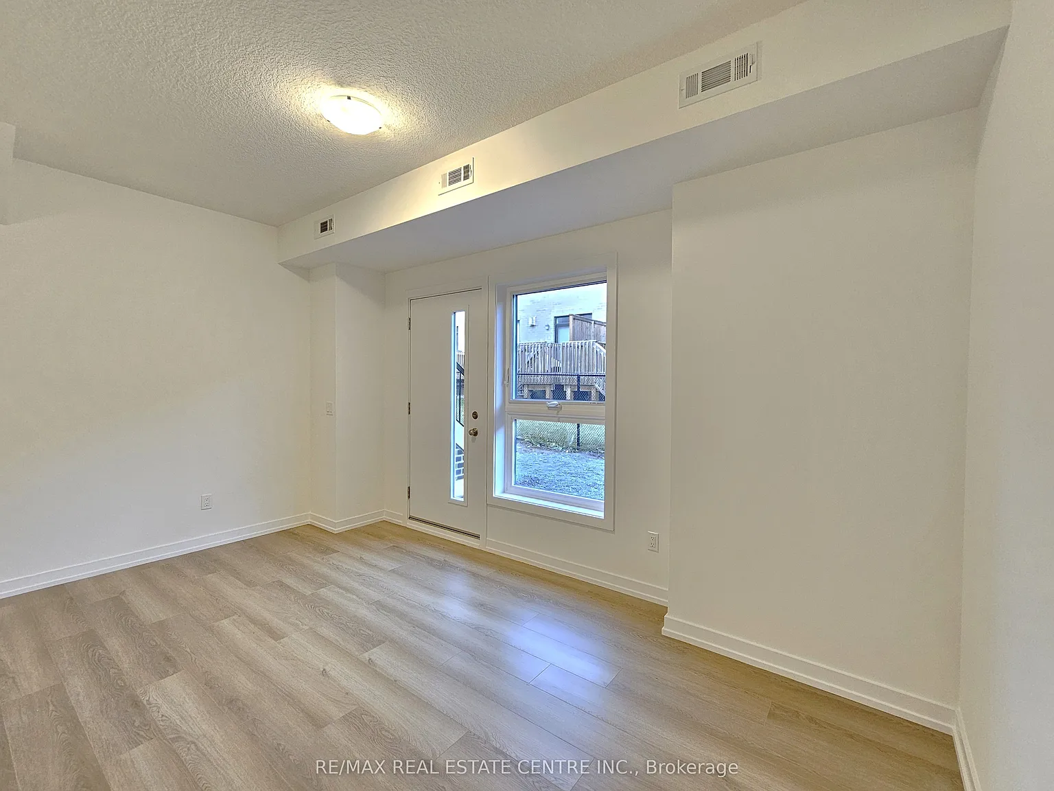 1 bed, $2,100 — Photo 3
