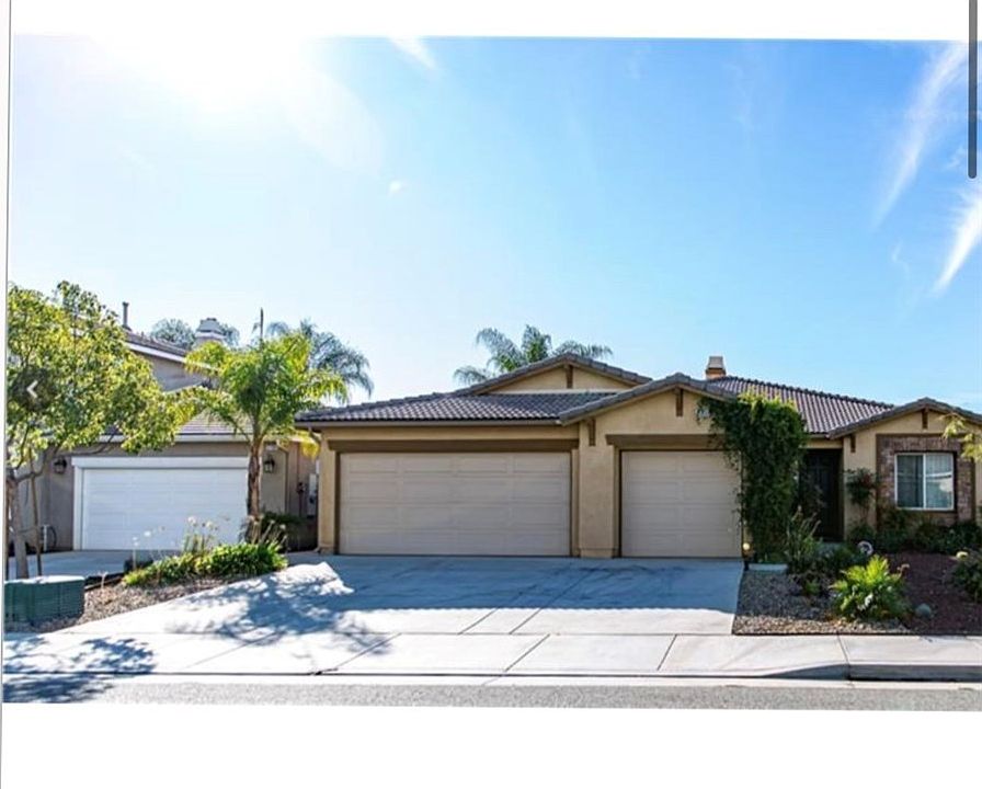 1st image of 27157 Woodglen Ln