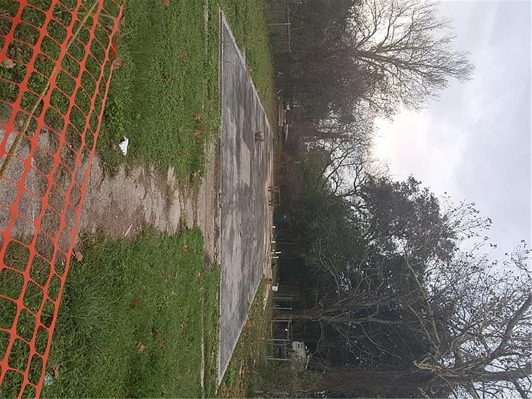 1st image of 3325 Patterson Dr