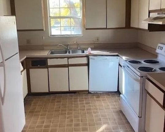 5th image of 1175 Atwood Dr