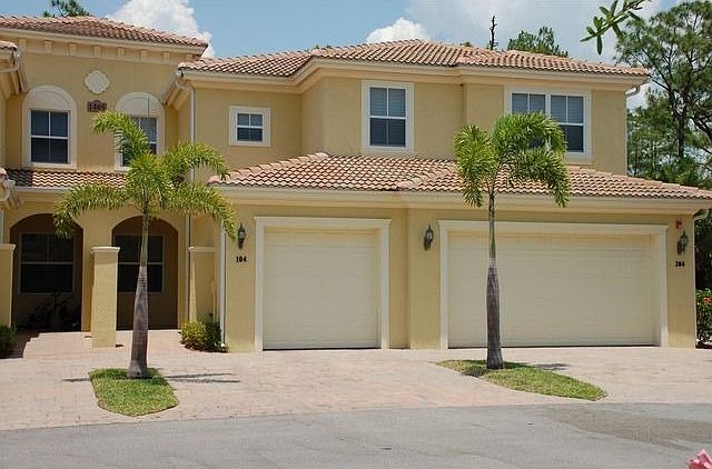 1st image of 1405 Mariposa Cir APT 104