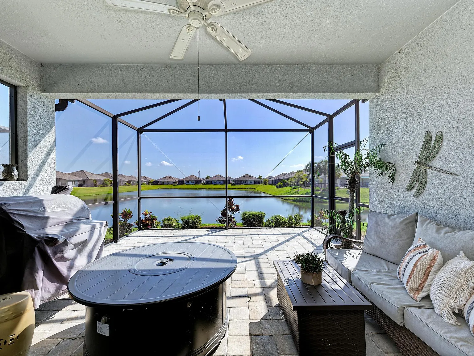 2 bed, 1571 sqft, $3,000 — Photo 3