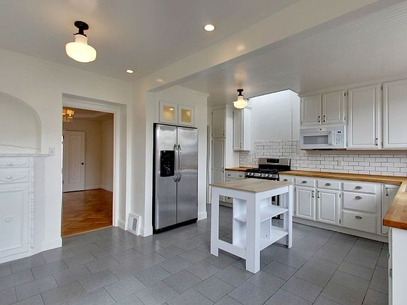 5th image of 3070 24th Ave #368R