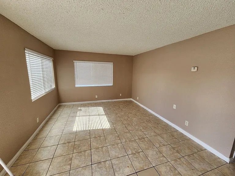 1705 Breckenwood Ct #1 — Photo 5