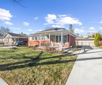 29726 Red Cedar Dr, Flat Rock, MI, 48134