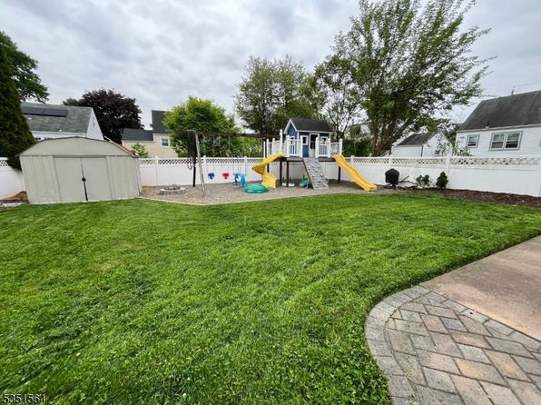 75 Boll St, Clifton City, NJ 07014