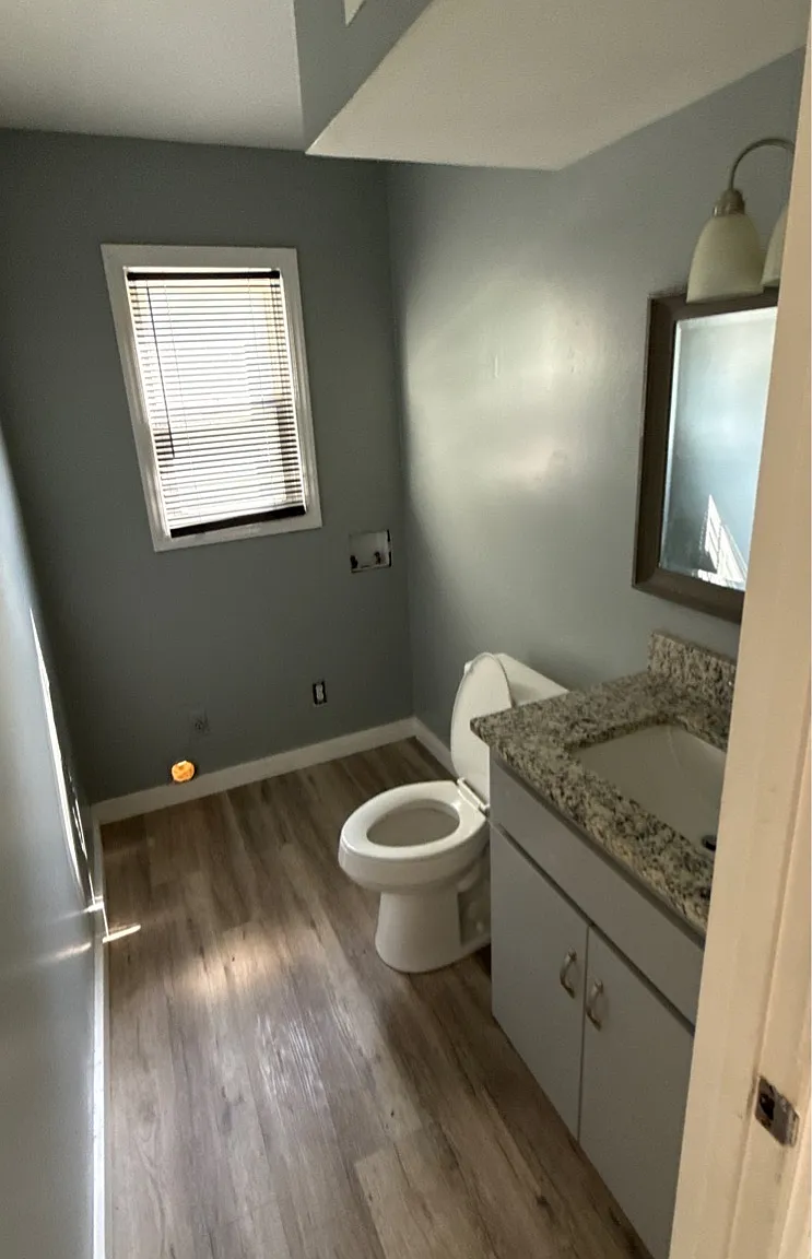110 Aqua Ct — Photo 4