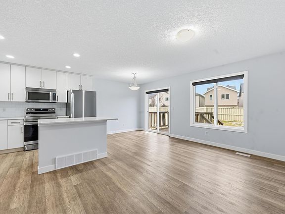 5th image of 3609 Atkinson Loop SW