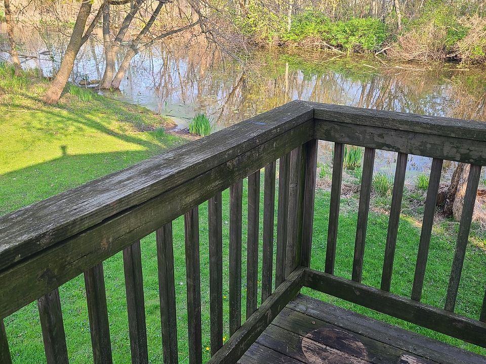 1st image of 7914 Lake Shore Dr #B