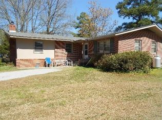 416 Dogwood Cir, Cheraw, SC 29520