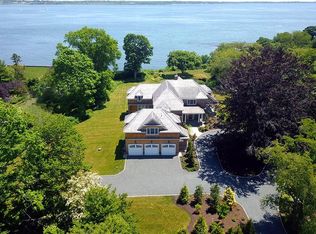 393 Indian Ave, Middletown, RI 02842