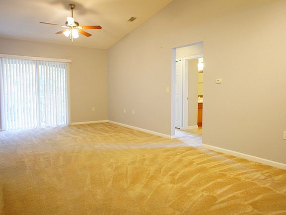 3rd image of 5101 Playpen Dr Unit 10