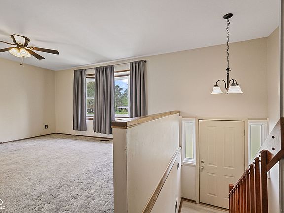 5th image of 6001 Penway St