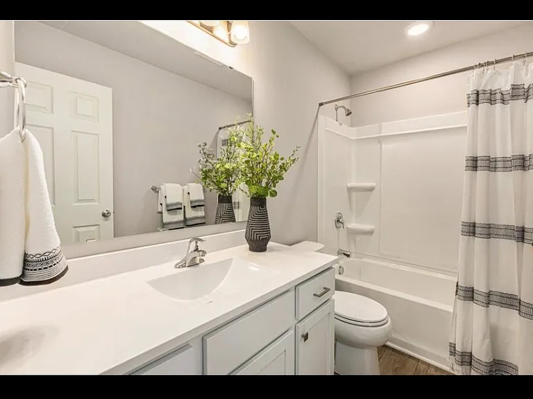 4633 Glen Haven Dr — Photo 15