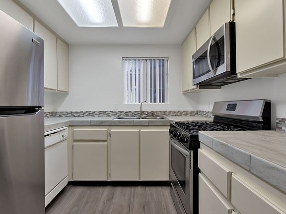 5th image of 1090 Newport Ave Unit 105