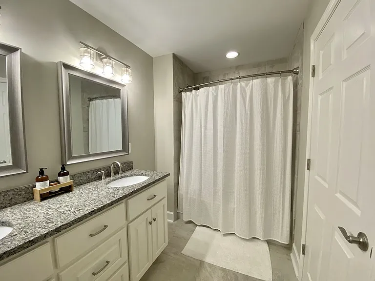 Upstairs Bathroom