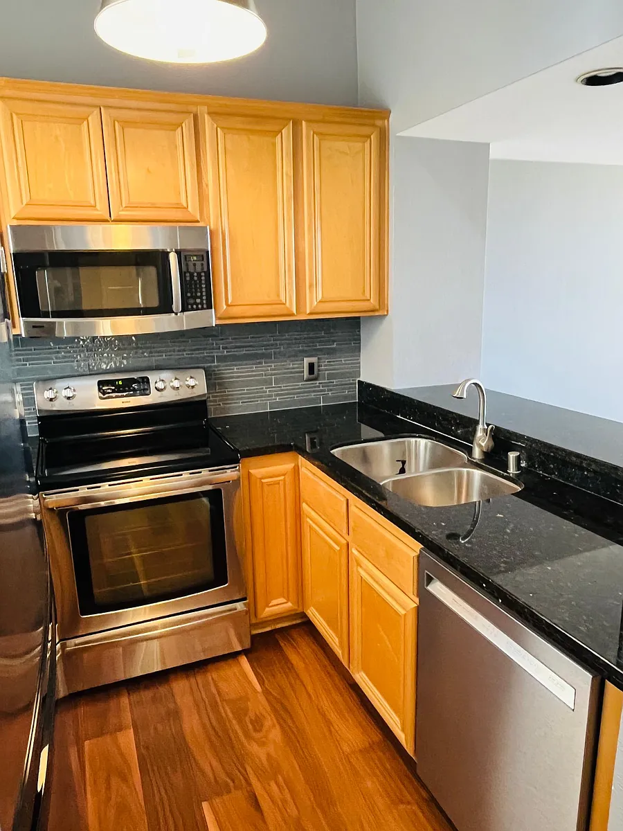 Building Photo - 20191 Cape Coral Ln #314