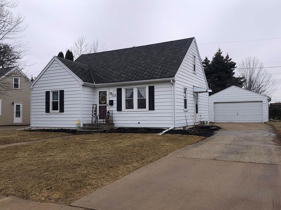 1st image of 133 Andrew Ave