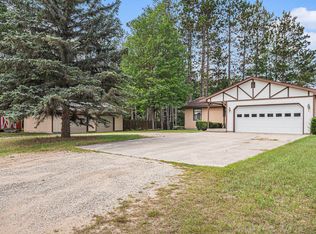 19983 Pine Ln, Marion, MI 49665