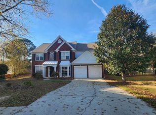 5057 Faversham Hill Dr, Suwanee, GA 30024